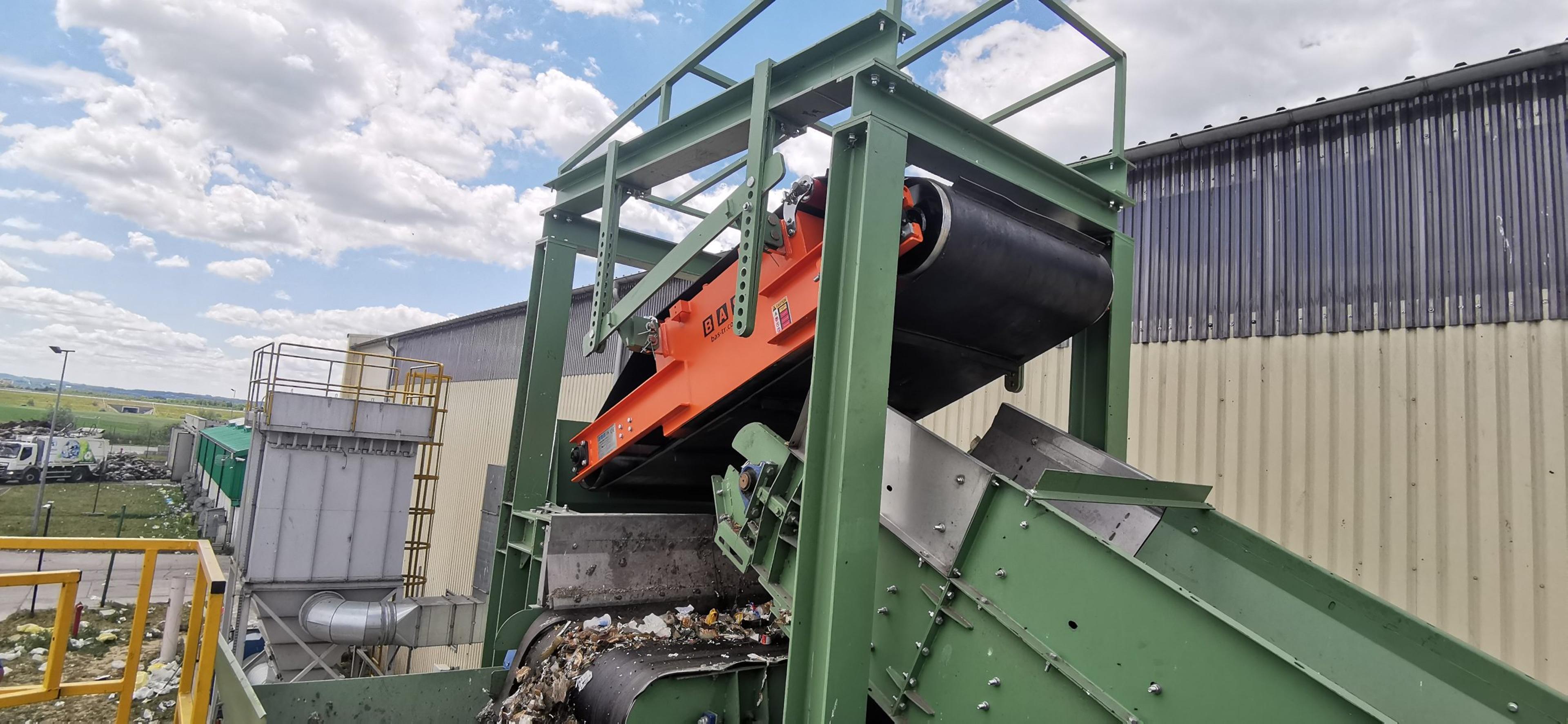 ELECTROMAGNETIC-OVERBAND-METAL-SEPARATOR-scaled.jpg